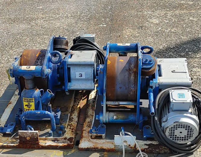 アンダーローラー